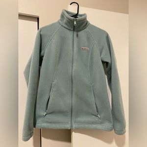 Columbia Fleece WILL BE DONATED BY JANUARY 26, 2024